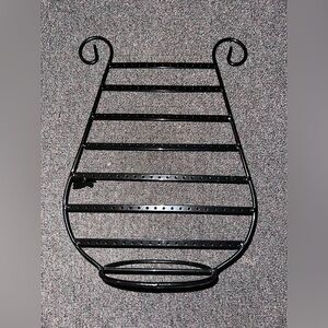 Black Metal Jewelry Holder